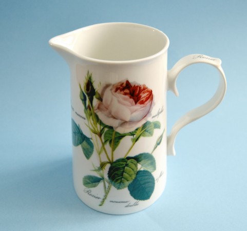 デニムパンツ　七部丈の画像